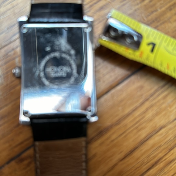 Mens honora watch. Pre worn.  look at description for details. - Picture 4 of 6